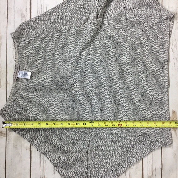 Foreign Exchange Heathered Grey Bat Wing Top - Picture 6 of 6